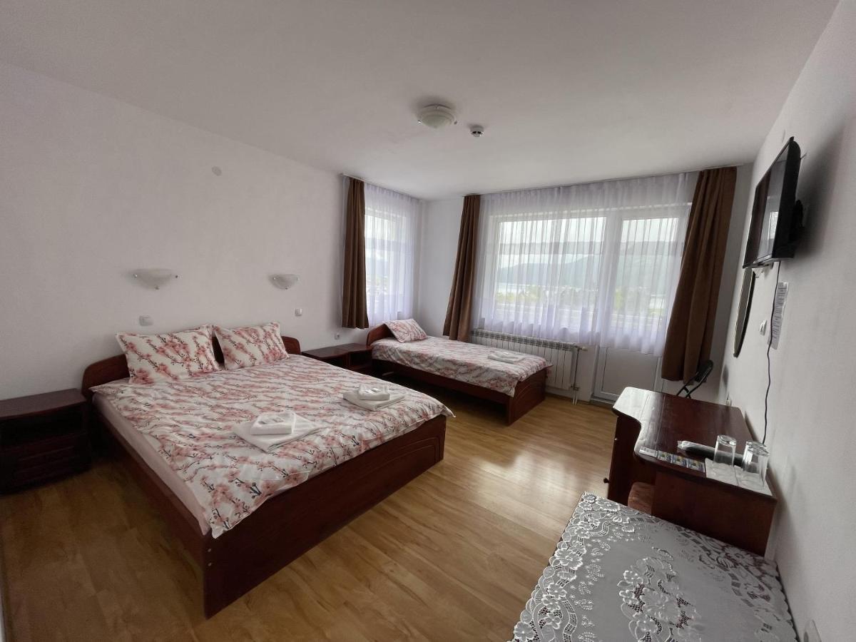 Family Hotel Panorama 瑟尔尼察 外观 照片