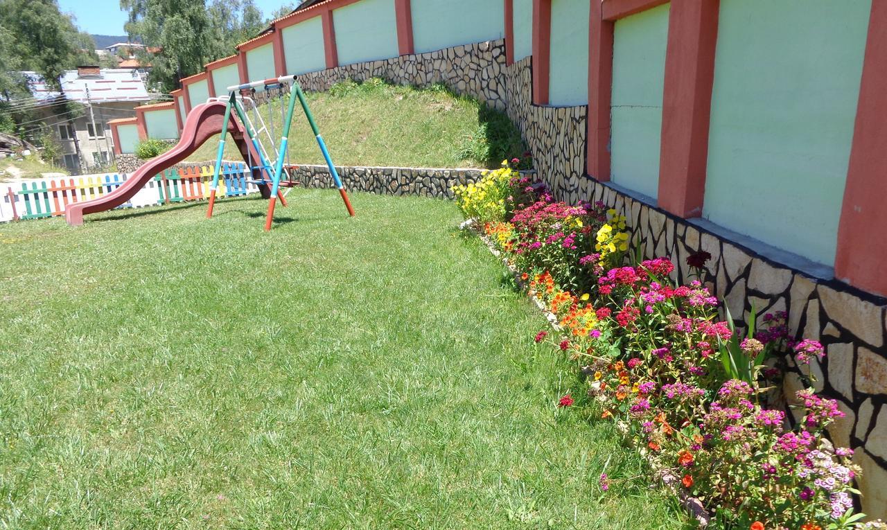 Family Hotel Panorama 瑟尔尼察 外观 照片